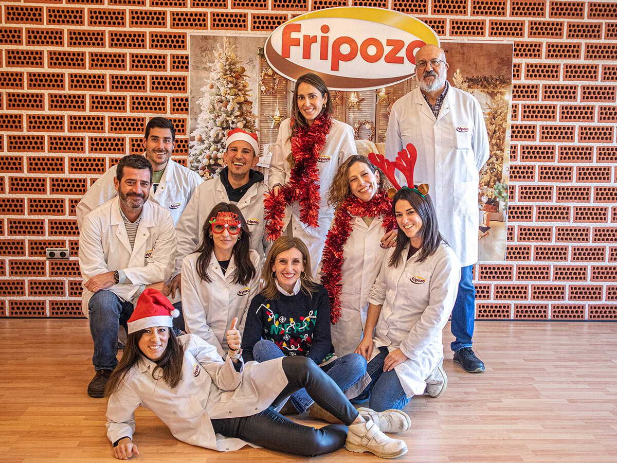equipo de Fripozo gana concurso de vídeos navideños